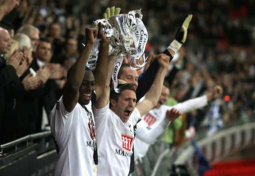 赛前发高烧，普利希奇比赛当天和球队会合并替补双响导演逆转（赛前高烧缠身，普利希奇赛日火线合流替补梅开二度导演逆转）