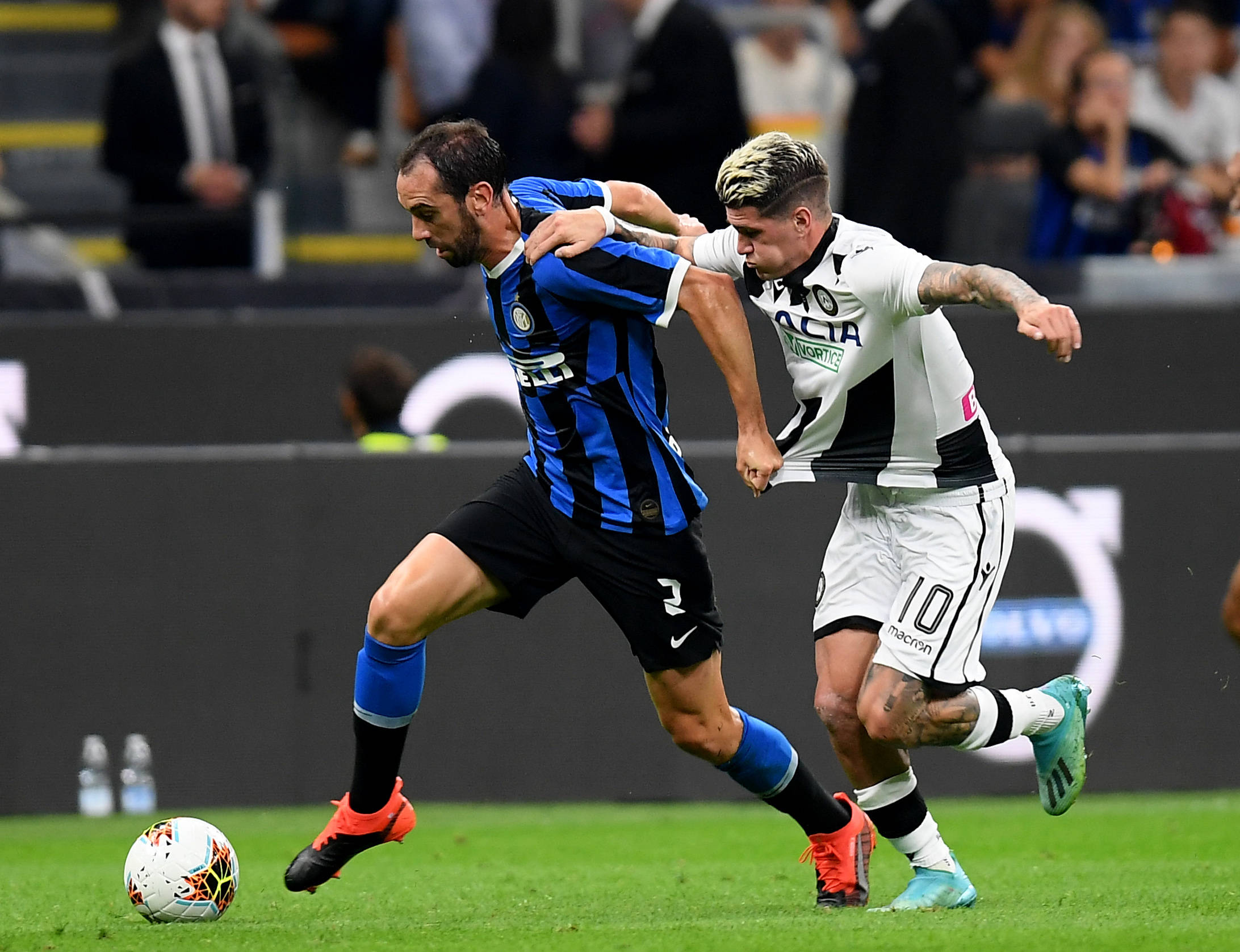 热尔曼合同到期离开广岛三箭，曾因违规出场导致被判输球（热尔曼合同期满告别广岛三箭，曾违规出场致球队判负）