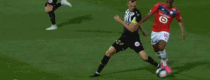 难逃四连败？海港三大核心缺阵亚冠，中超冠军本轮若再失利或将提前出局（海港三大核心缺阵亚冠告急：中超冠军本轮再失利恐提前出局，四连败阴霾难散）