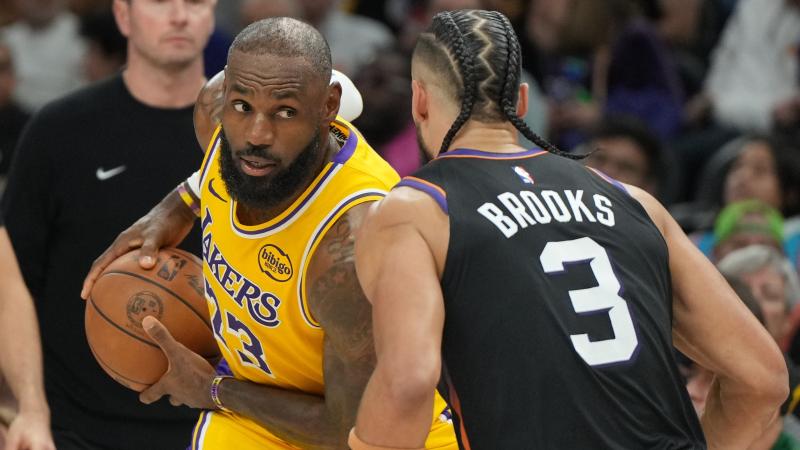 足坛共17位亿欧先生：英超西甲各7人 德甲2人法甲1人 意甲0人（足坛17位“亿欧先生”分布：英超、西甲各7人，德甲2人，法甲1人，意甲0人）