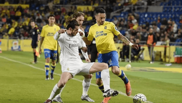 孙颖莎3-0战胜米特兰姆！成都混合团体世界杯：国乒暂时5-1德国队（成都混合团体世界杯：孙颖莎横扫米特兰姆，国乒暂以5比1领先德国队）